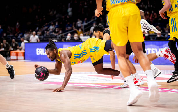 但凭借团队 但凭借团队