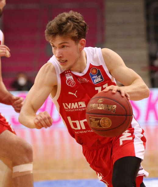 许多人以为 许多人以为